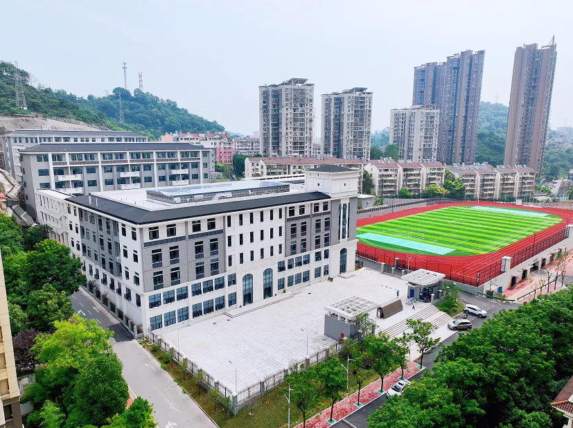 黄石市湖北师范大学附属磁湖中学